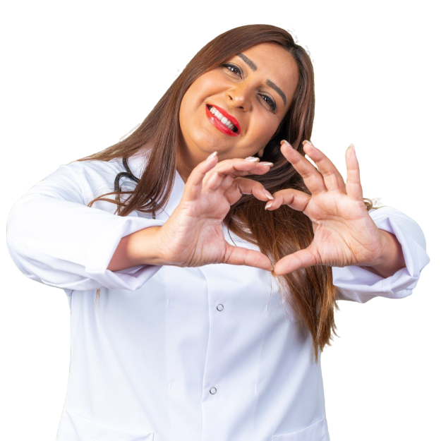 feliz-doctora-mediana-edad-bata-blanca-estetoscopio-mirando-al-frente-haciendo-gesto-corazon-dedos-sonriendo-alegremente-pie-sobre-pared-verde